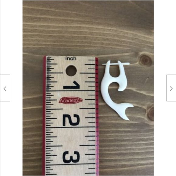 Garuda Natural Carved Dolphin Shape SINGLE Pierced Earring Made in Indonesia - Picture 3 of 4